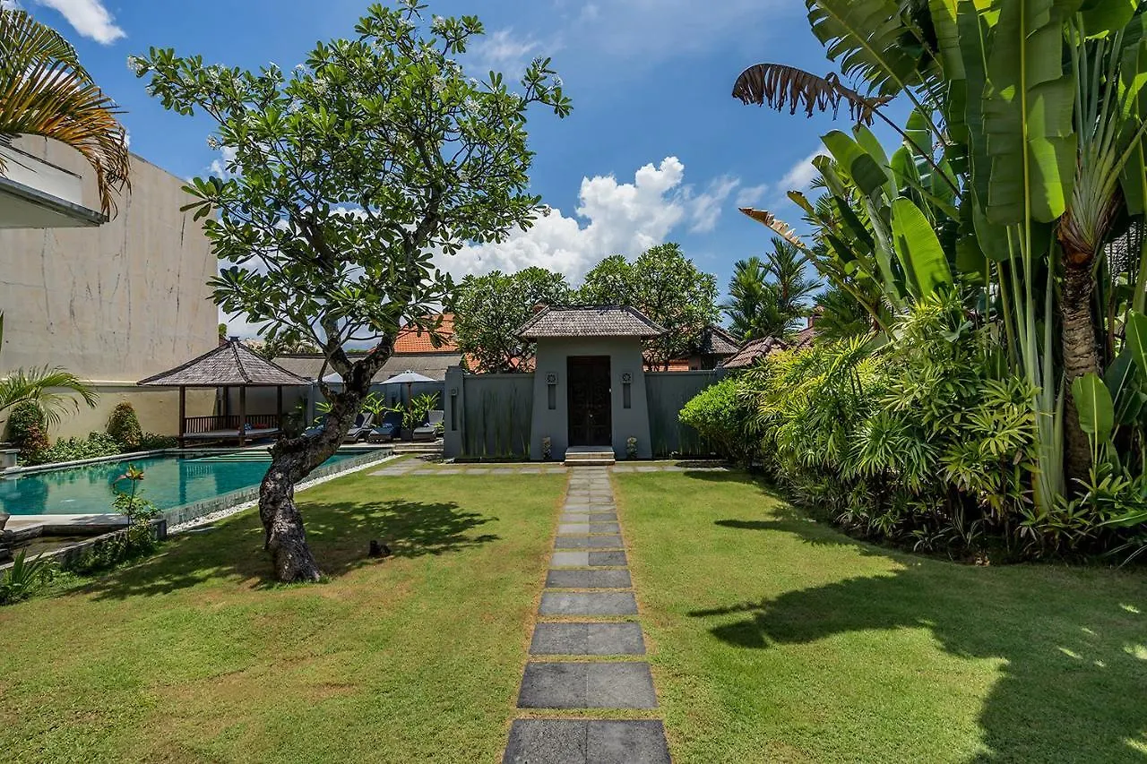 Bali Villa Lotus Seminyak