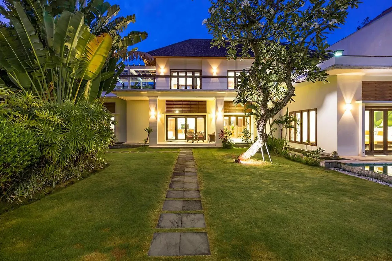 Bali Villa Lotus Seminyak Indonesia