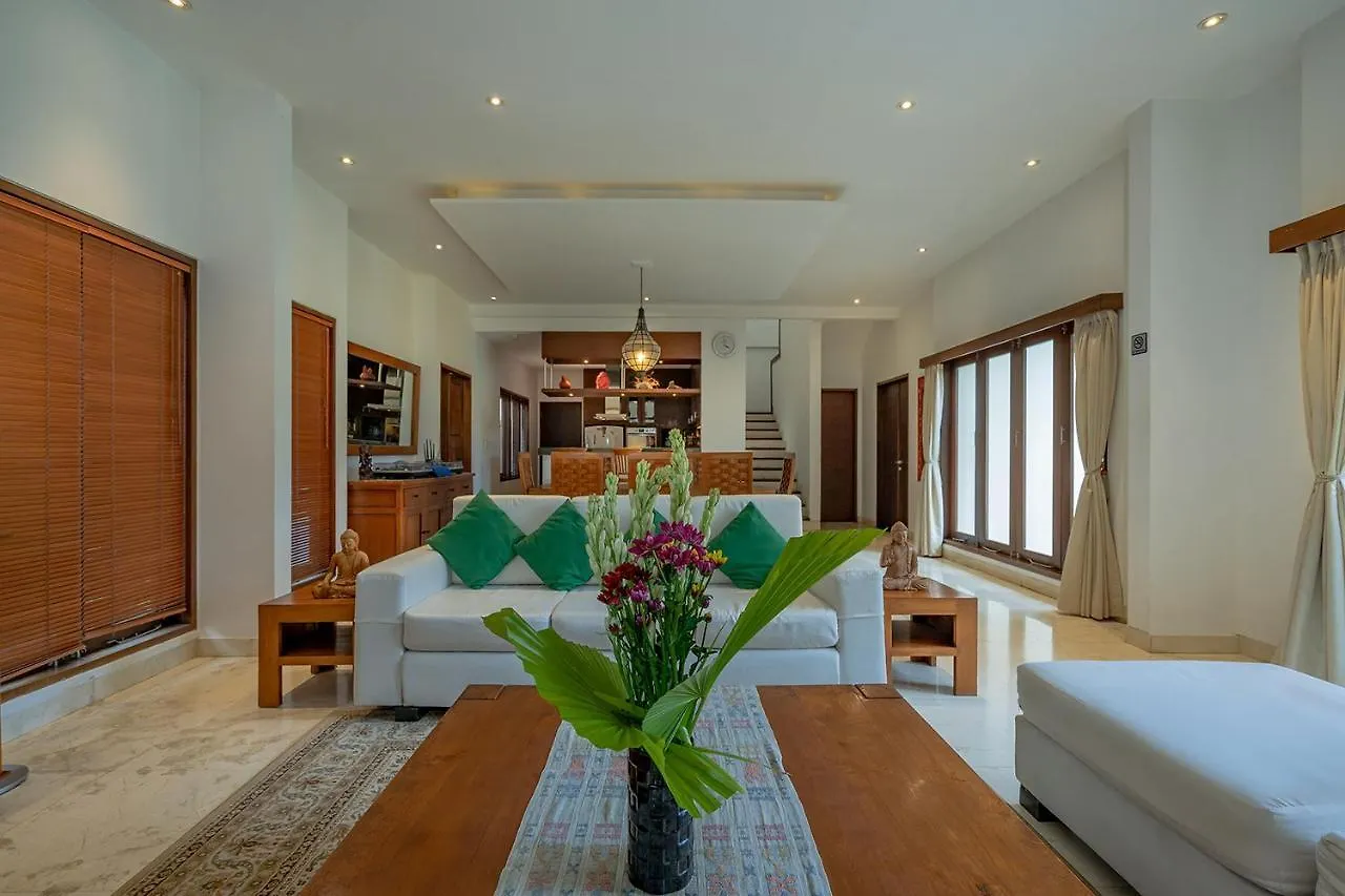 Bali Villa Lotus Seminyak
