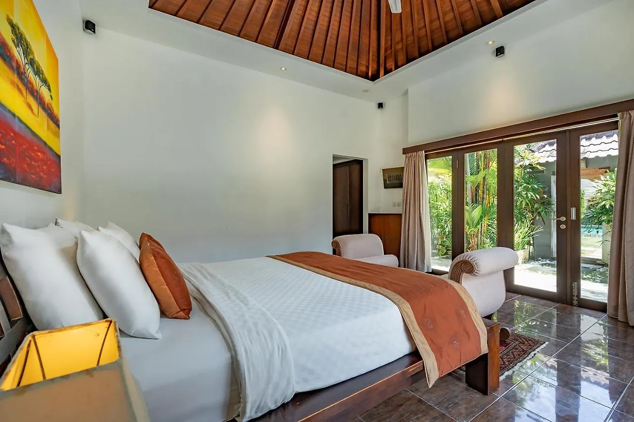 Bali Villa Lotus Seminyak 0*,  Indonesia